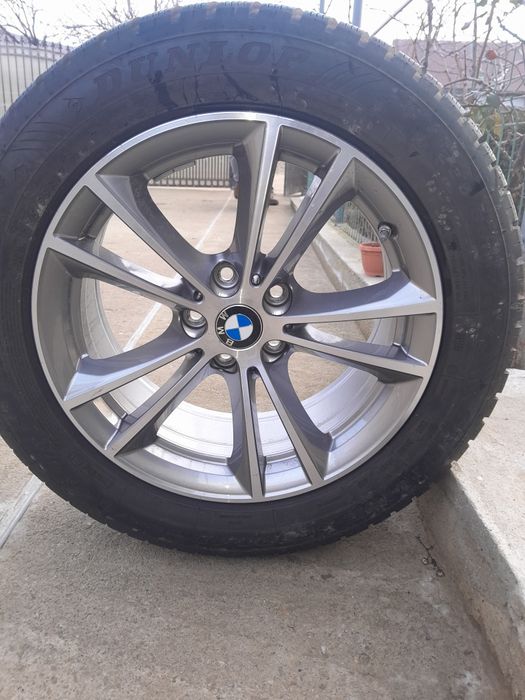 Vând roți bmw,225 55 17.   M+S