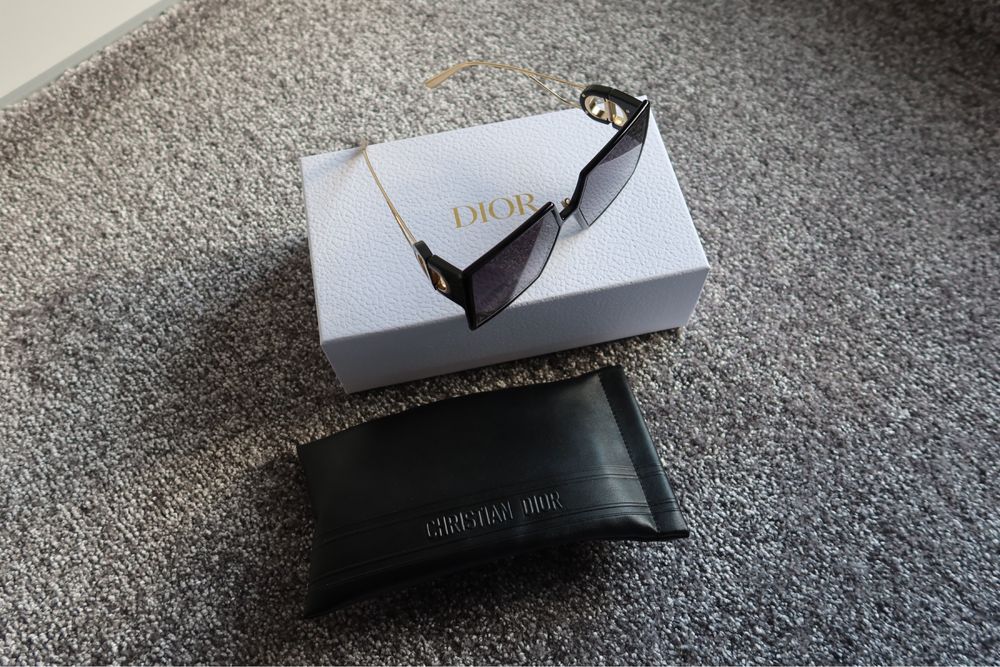 Ochelari Dior.