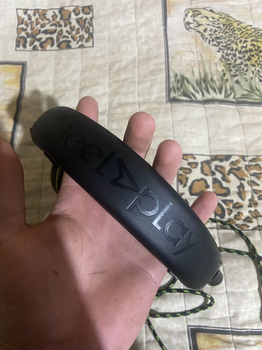 Продавам геимърски слушалки SteelPlay