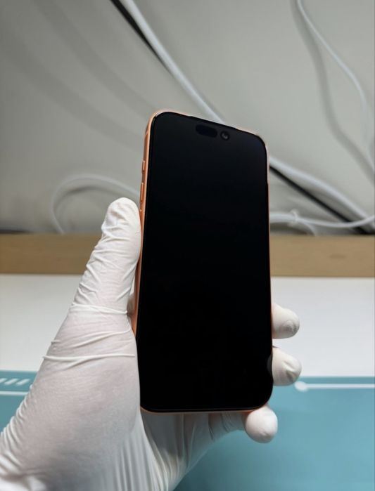 Бартер!Iphone 17 Pro Cosmic orange