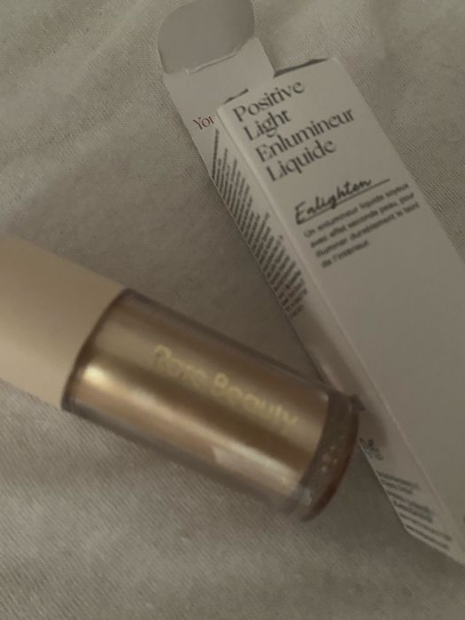 Highlighter Rare Beauty Sephora