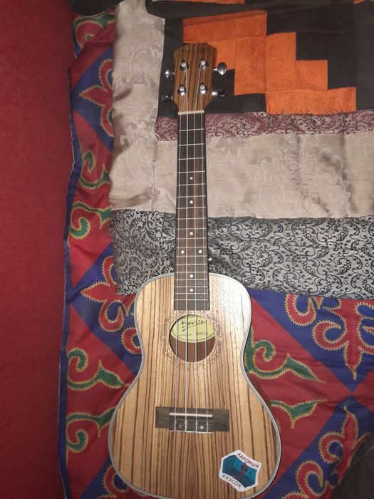 Укулеле Deviser гавайская гитара