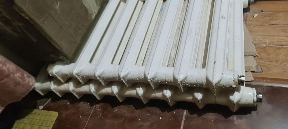 Радиатор чугунный