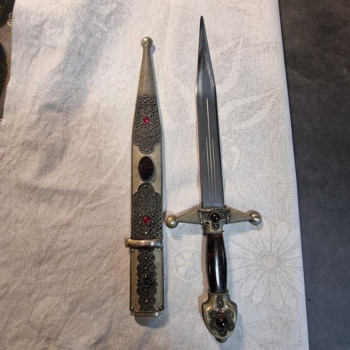 Кинжал уникално красив сребърен филигран кавказки антикварна реплика