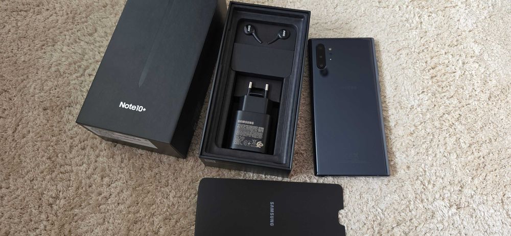Продавам Samsung Galaxy Note 10+ Перфектен