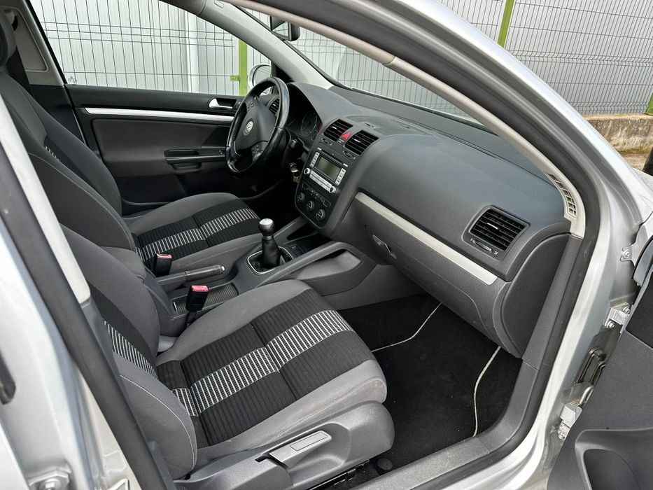 2008 Volkswagen Golf 5  - 1.4 MPI 80CP - Clima * Senzori * Pilot Aut.