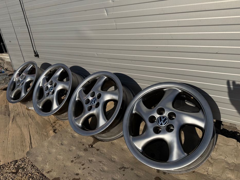 Джанти Porsche Twist 17" VW Golf  / Bora / Audi A3 (5x100)