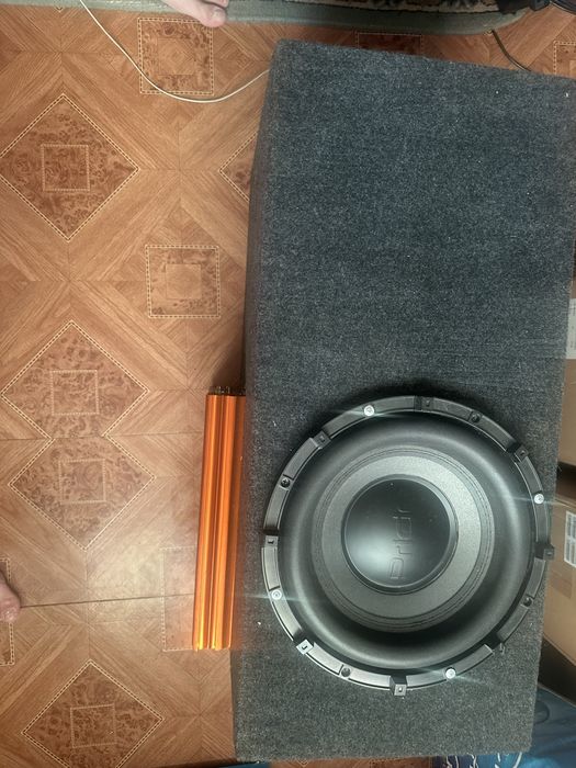 Продам сабвуфер.