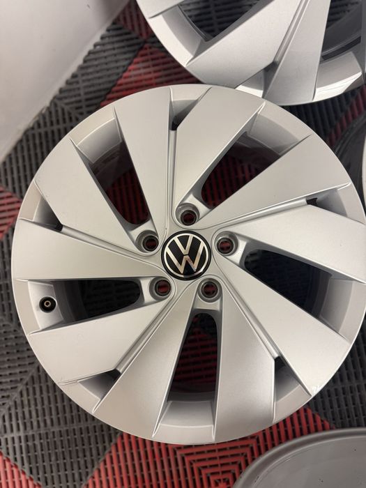 Jante Vw Golf 7, 8, R17, originale. Stare impecabila!