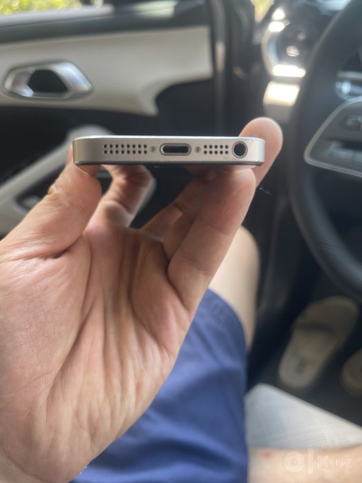 Продам Iphone 5S