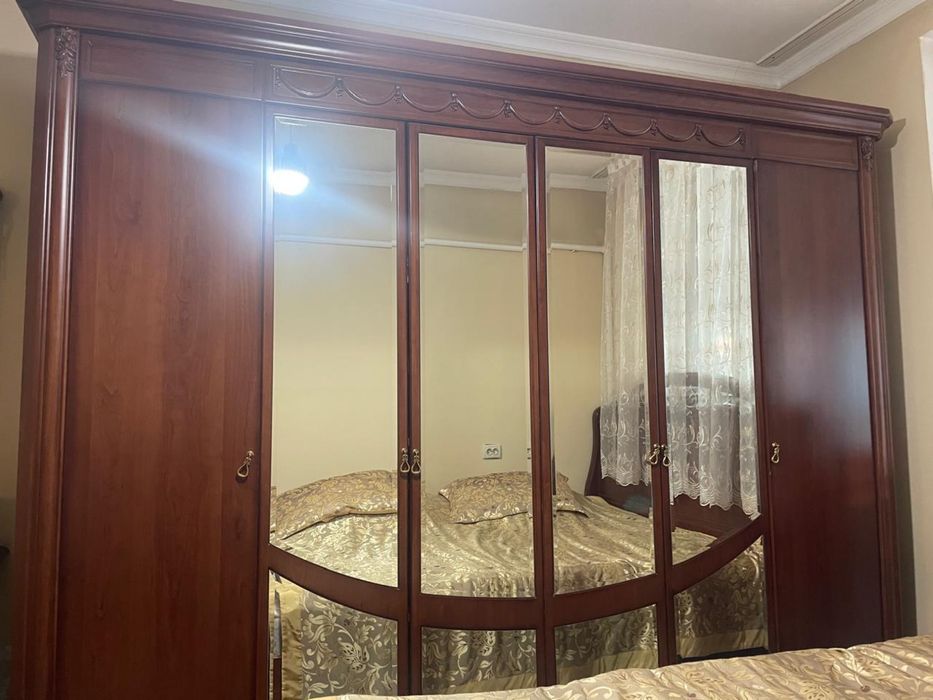 Спальный гарнитур