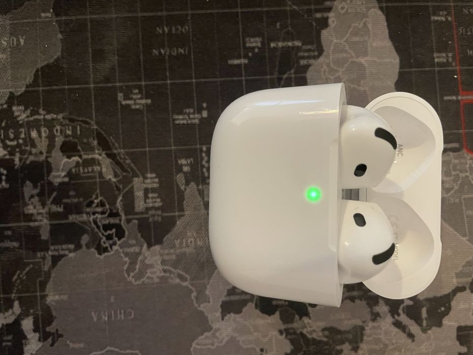 Airpods 4 autentice