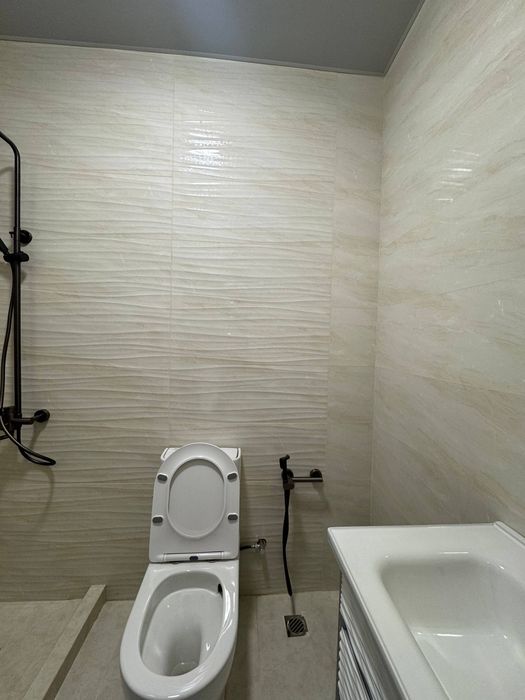 Продаются евро коттеджи 3 комнаты, въезд. Ор Миробадский района.