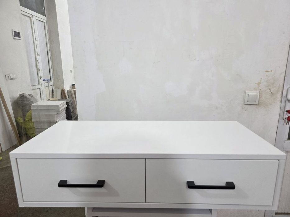 Навесная тумба ( консоль) универсальное решение для любого интерьера.