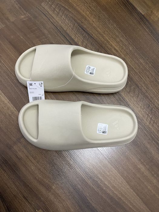 Vand Yeezy Slides