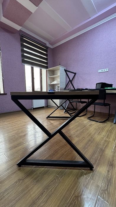 Стол лофт из профиля и лдсп