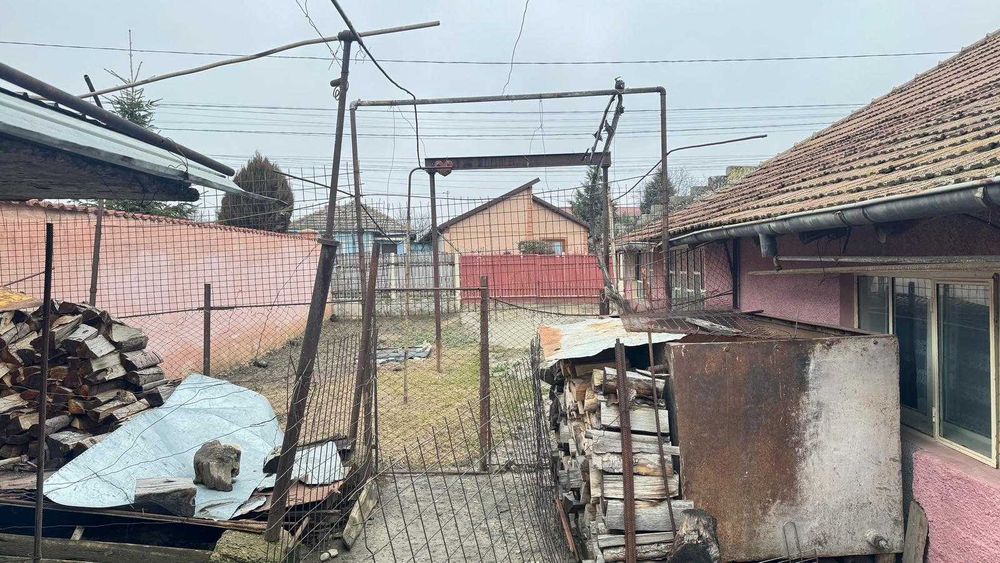 Vand casa batraneasca(locuibila) - sat Potoceni , com Maracineni - Buzau