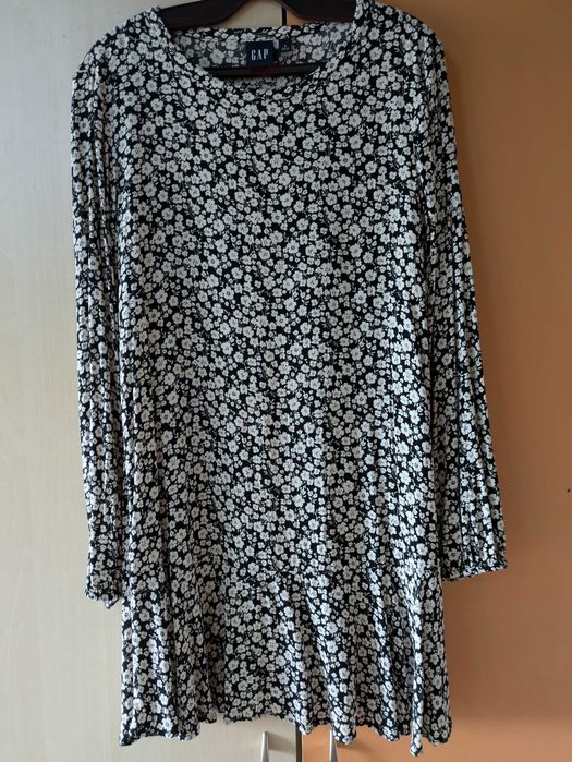 РАЗПРОДАЖБА 15лв  Replica рокля Gap малка черна рокля Mango Vero moda