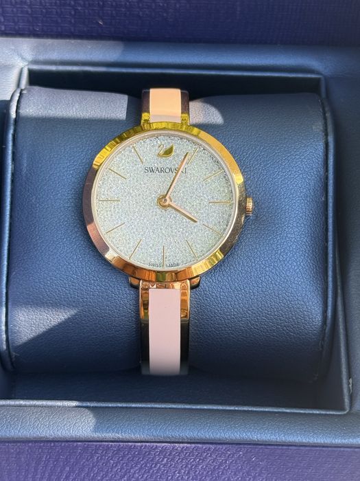 Часовник на Swarovski, модел Swarovski Crystalline Delight