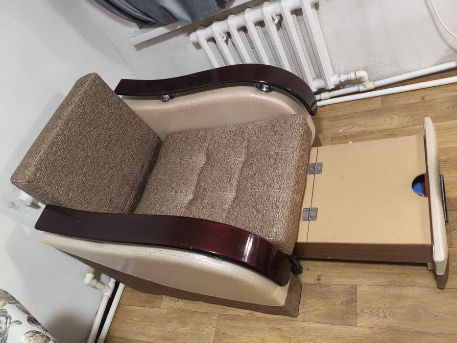 Срочно продам кресло