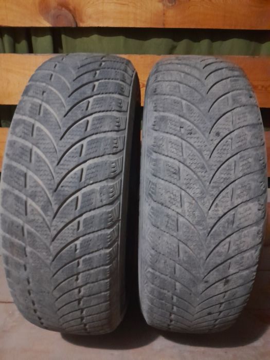 Резины 215×70×16  по 7000  теңге