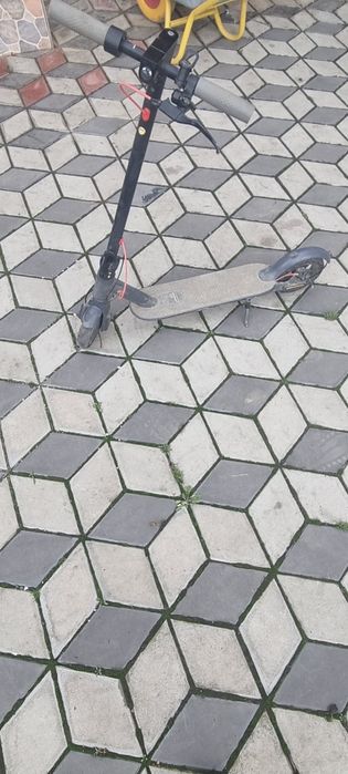 Trotineta AOVO de vânzare
