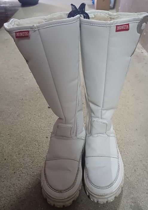 Нови ботуши на  Монета , 32 номер, 20 см стелка.