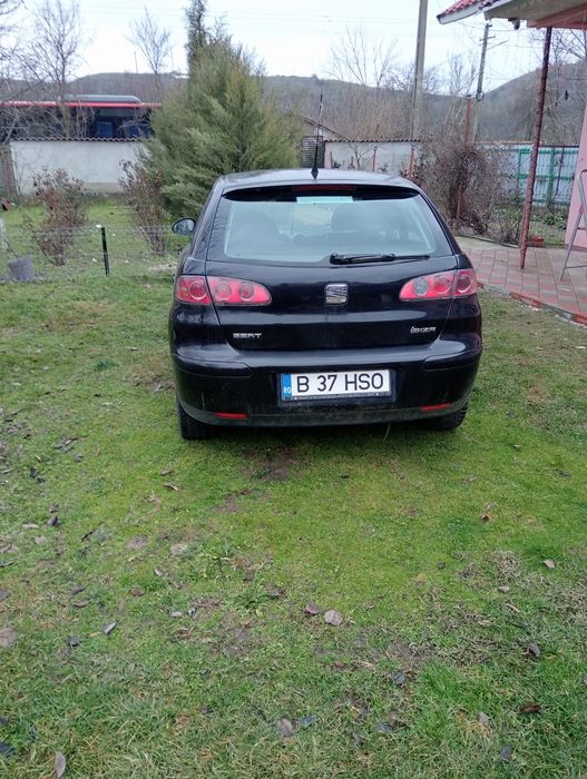 Vând Seat Ibiza 1000 €