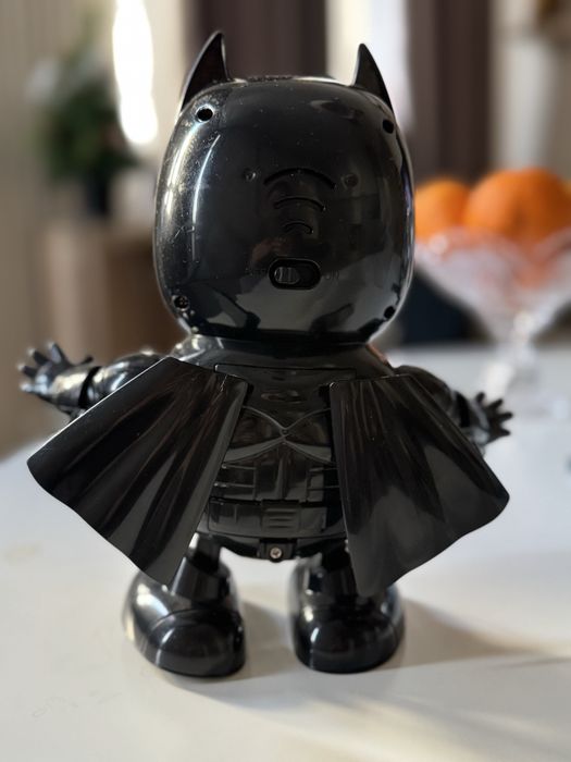 Игрушка танцующая Batman