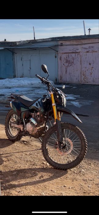 Мотоцикл 250 куб