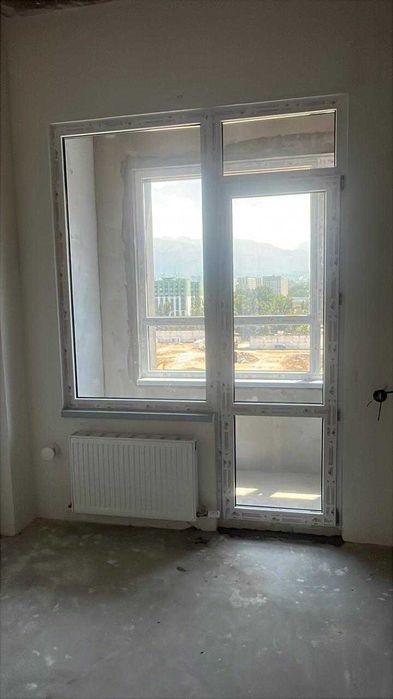 Балконная дверь продам