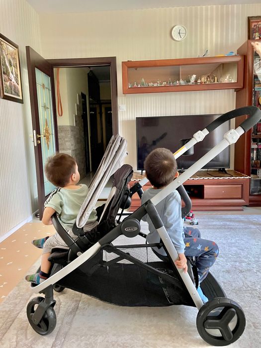Double stroller(Двойна количка)