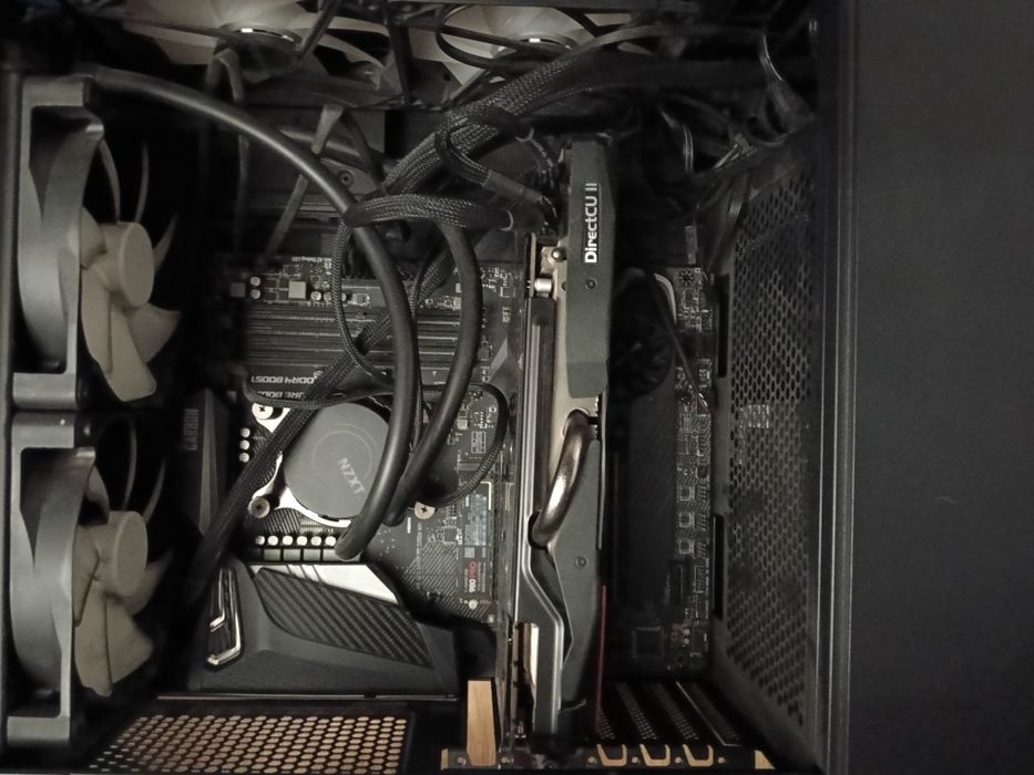 Gaming AМD 3900x MSI 3060 12GB Компютър