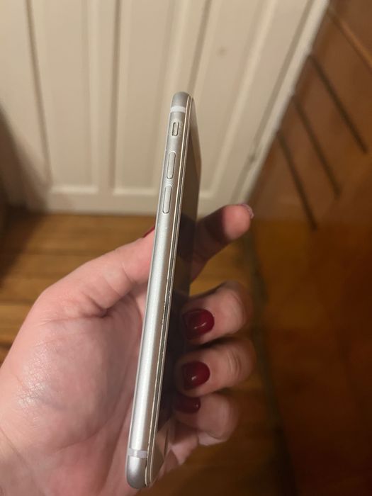 Iphone 8 64GB Супер запазен