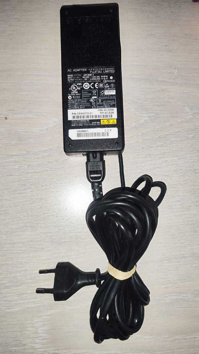 Oferta Incarcator Original Laptop Fujitsu 19V 4.22A 80W, cablu inclus