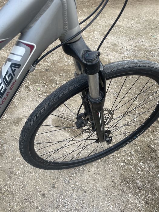 Vand bicicleta mtb univega cross series prett negociabil