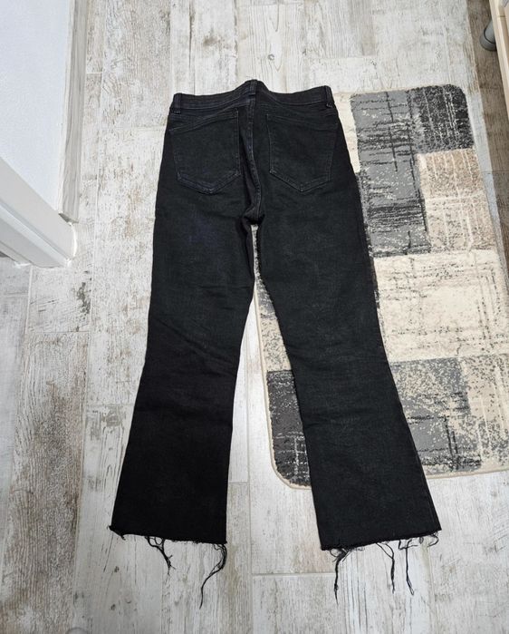 Blugi negri evazati zara 38