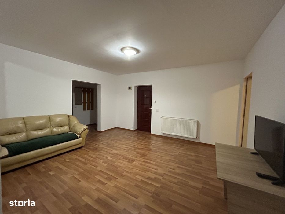 Apartament 3 camere Platou Geamăna