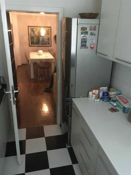 Дава се под наем Двустаен апартамент в Бургас, Меден рудник - зона А - 57 кв.м за 178.5 € - Снимка #1