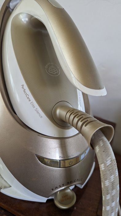 Staţie de călcat cu abur Philips Perfect Care elite silence
