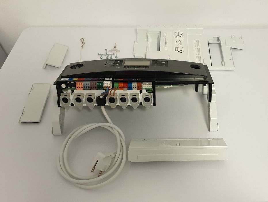 Placa Electronica Buderus Logamax Plus GB072-24K V2 (Combi) Condensare