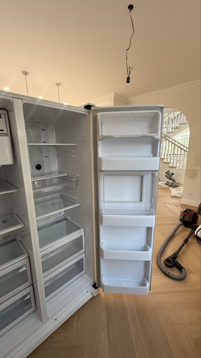 Продам холодильник Samsung