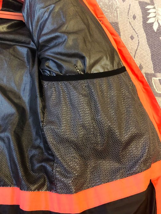 куртка Rossignolс капюшоном