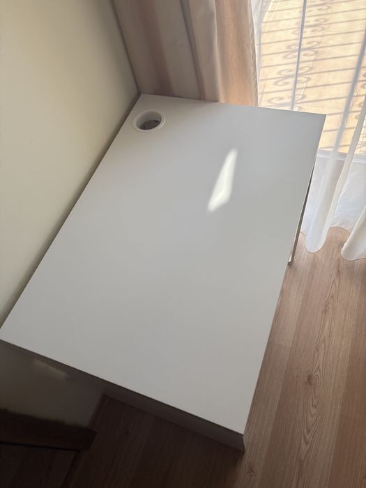 Birou Ikea + Scaun