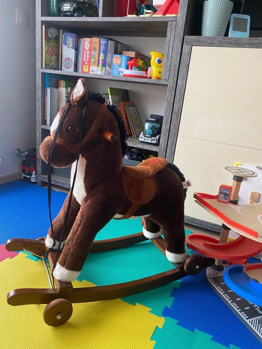 Balansoar Calut cu sunete