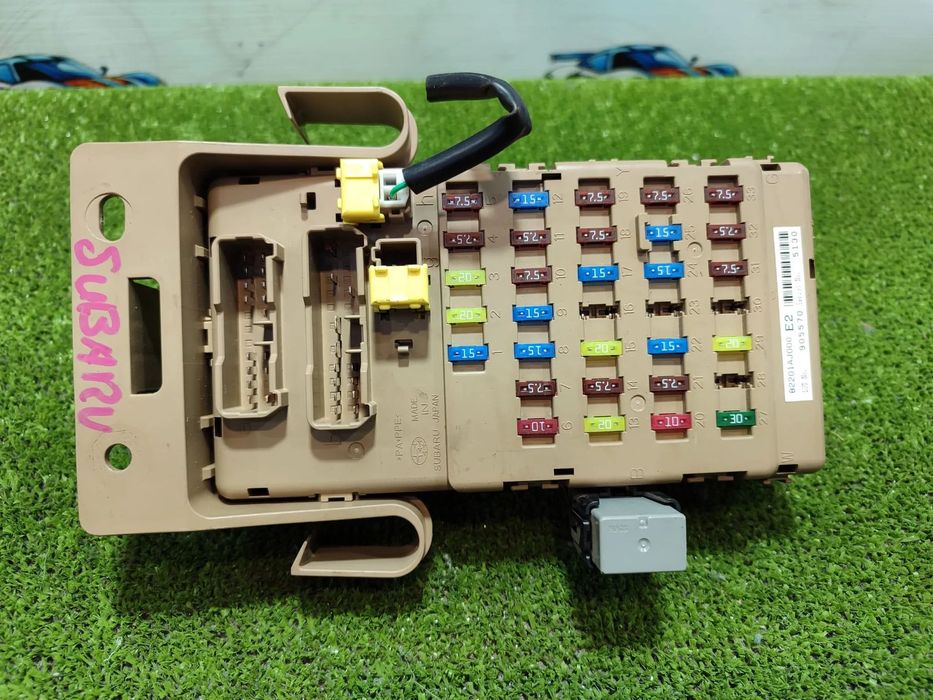 TABLOU / PANOU SIGURANTE SUBARU LEGACY SE 2.0 DIESEL 2009 COD OEM 82201AJ000 / BREAK 2009-2014