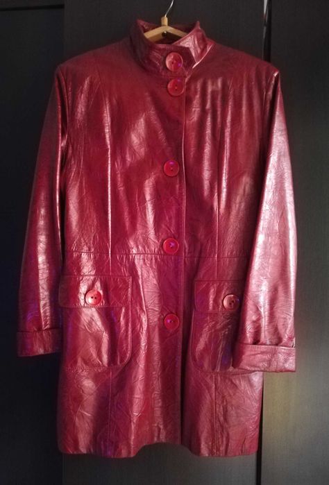 Продам кожаный плащ