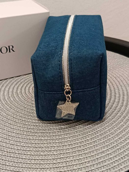 DIOR несесер от деним нов