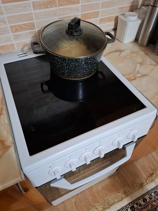 СРОЧНО!!!  Продается элекстрическая  плита