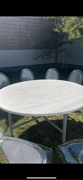 Продам круглые столы складные 5 шт